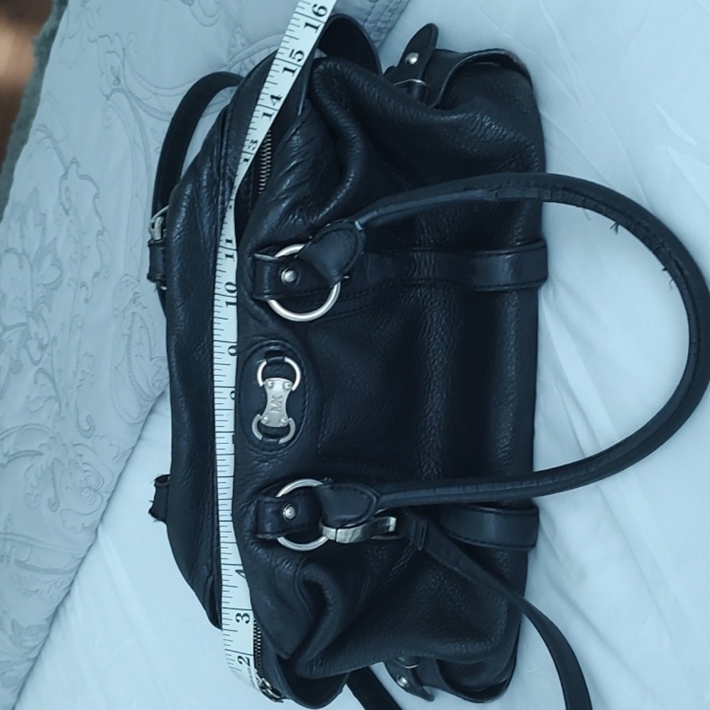Michael kors Elegant Black Leather Handbag - Picture 9 of 9